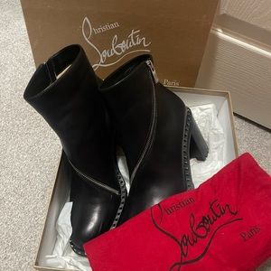 Perfect Christian Louboutin boots - AUTHENTIC